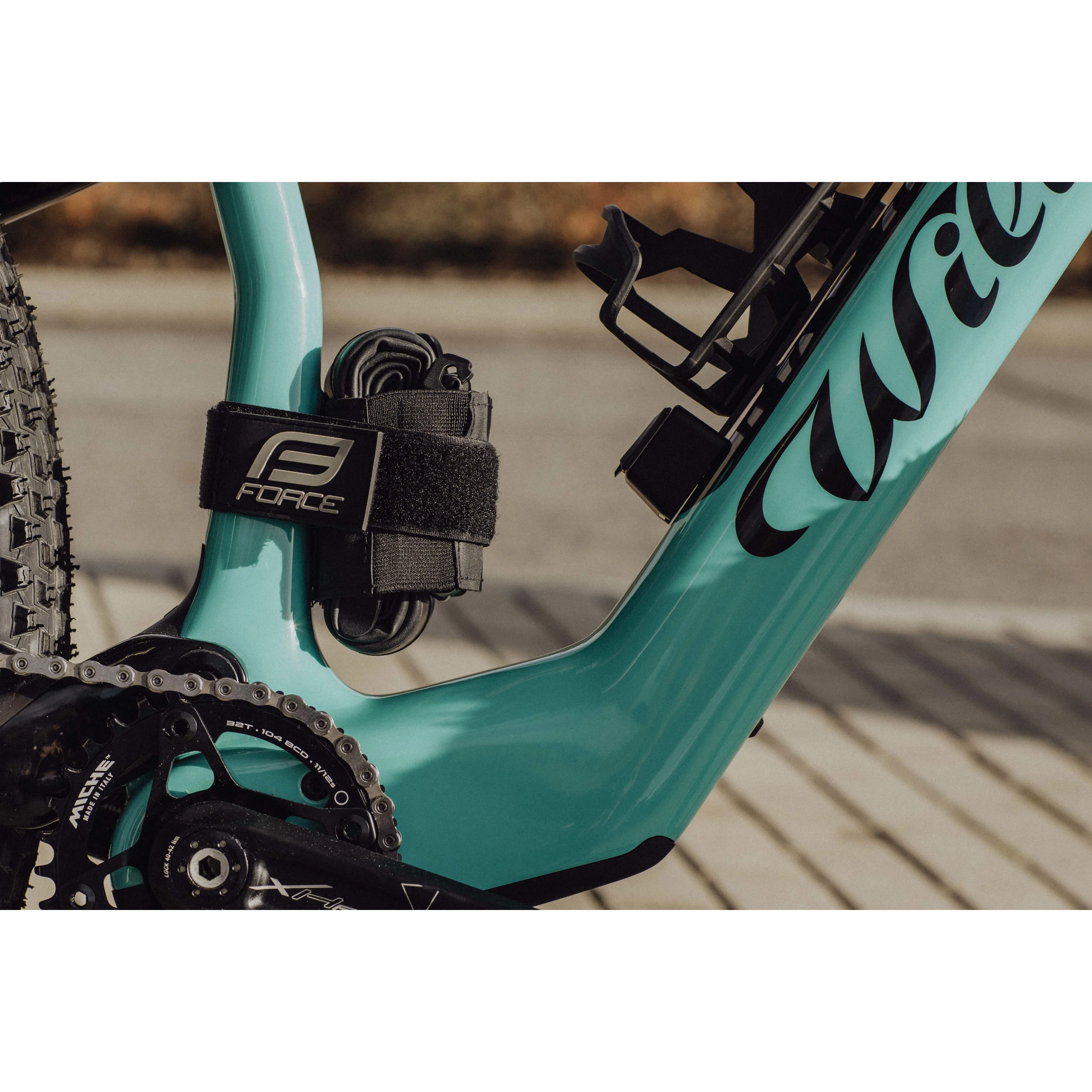 brašna/organizer FORCE WHIP PRO na suchý zip,černá