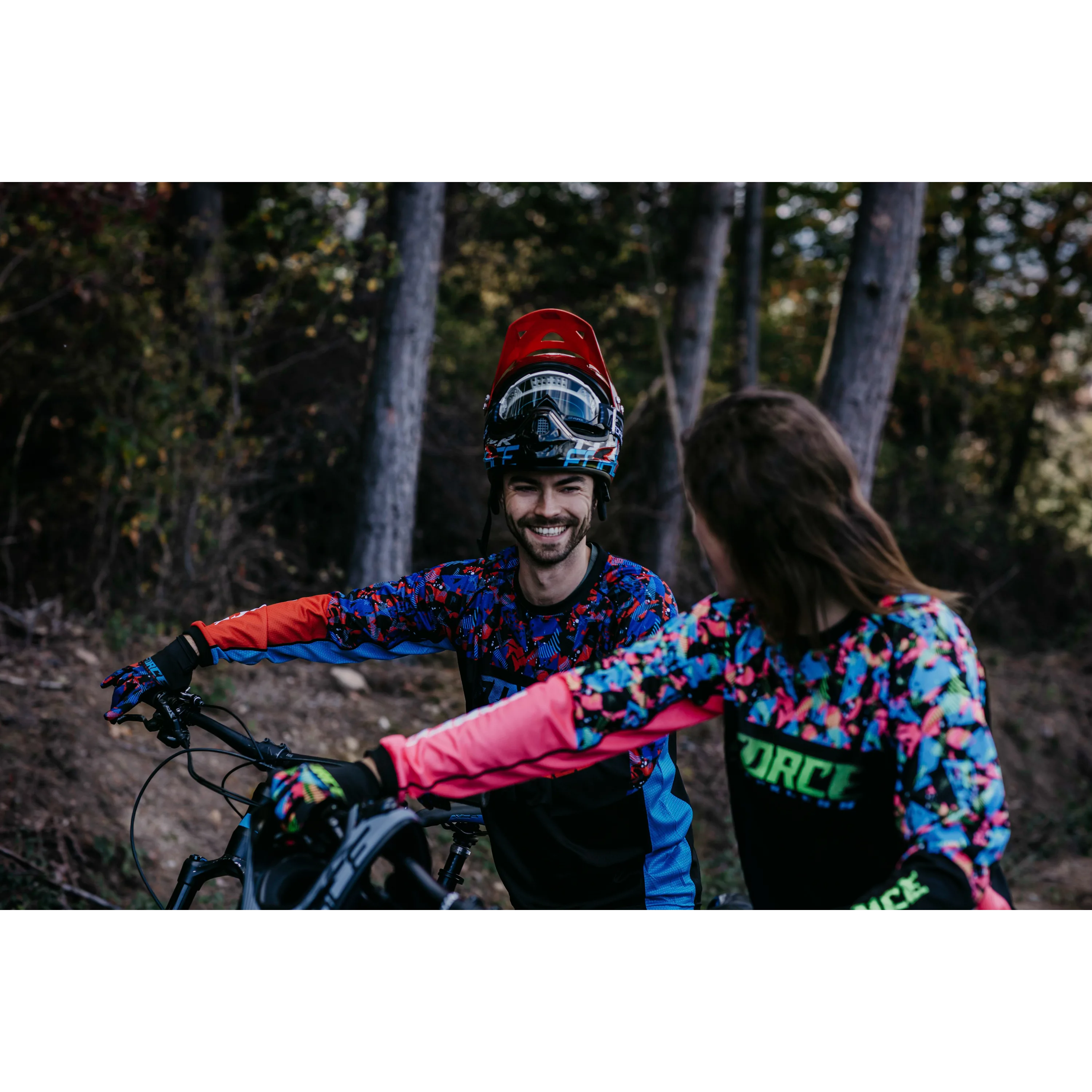 dres F RECKLESS dl. rukáv, černo-červeno-modrý XXL