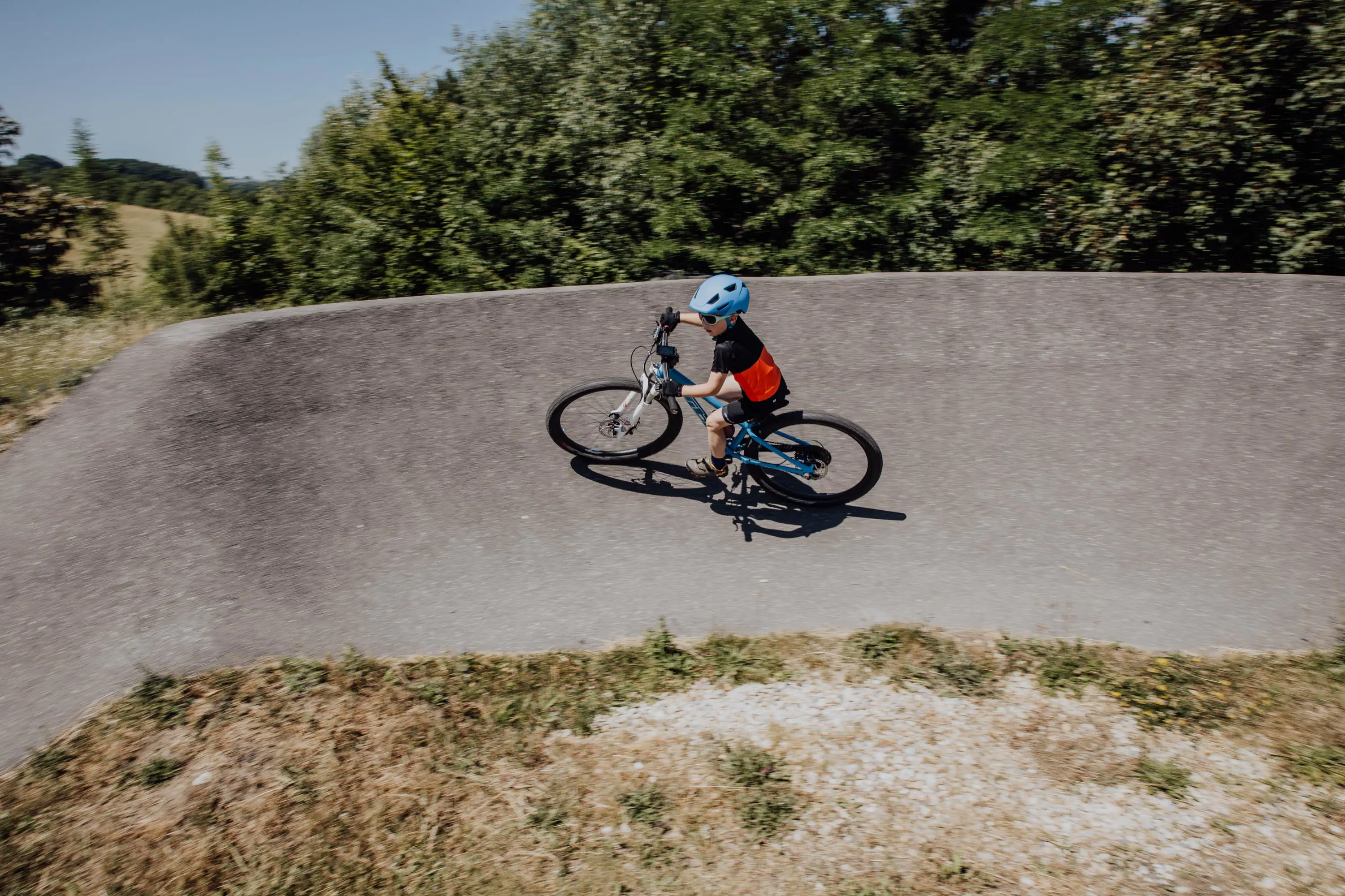dres FORCE KID MTB CHEERY, černo-oranžový 116-128