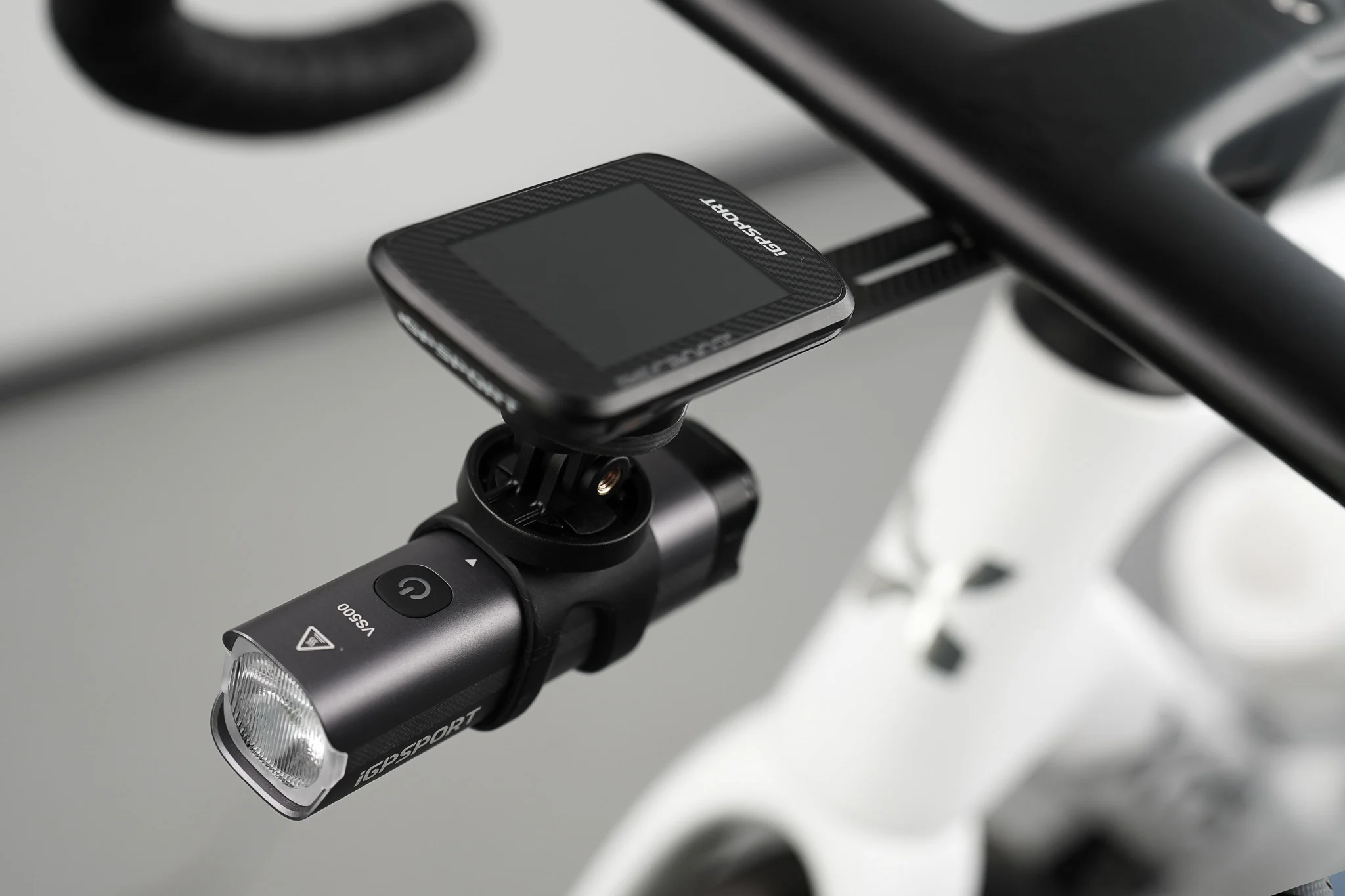 držák iGPSPORT M82S pro integrovaná řídítka