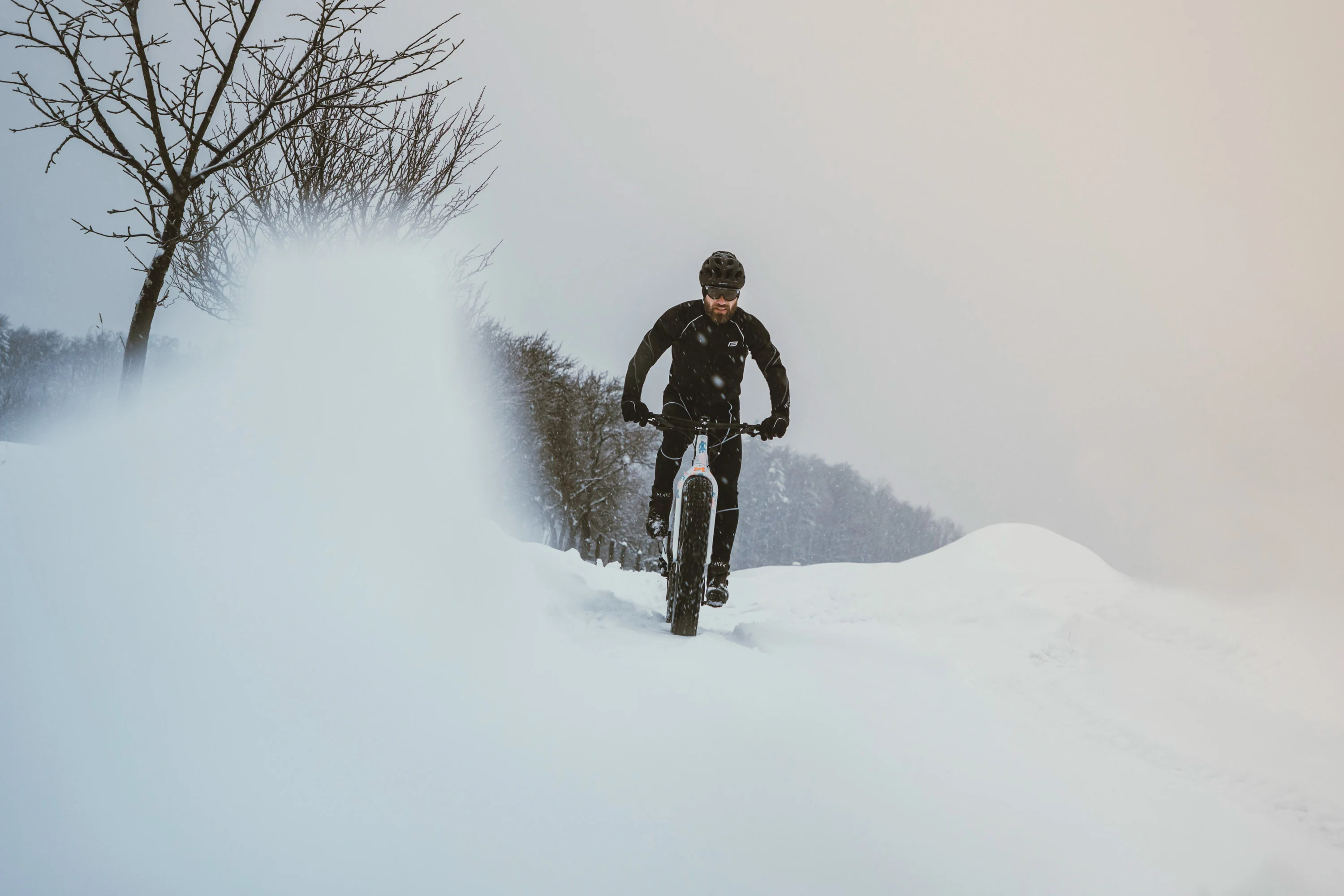 kalhoty F Z70 SOFTSHELL se šráky a vložkou, črn S