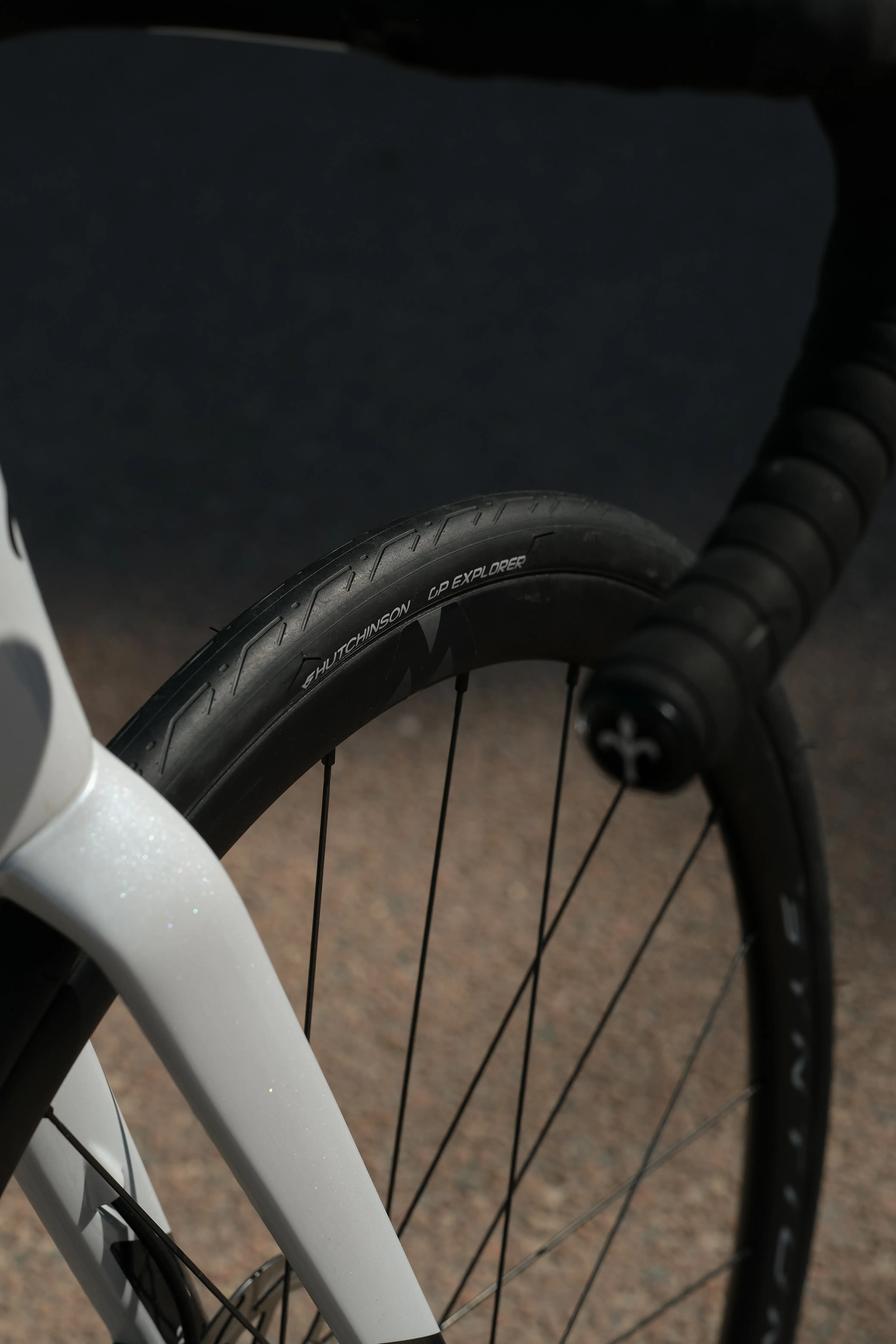 plášť HUTCHINSON GP EXPLORER 700x28 kevlar, černý