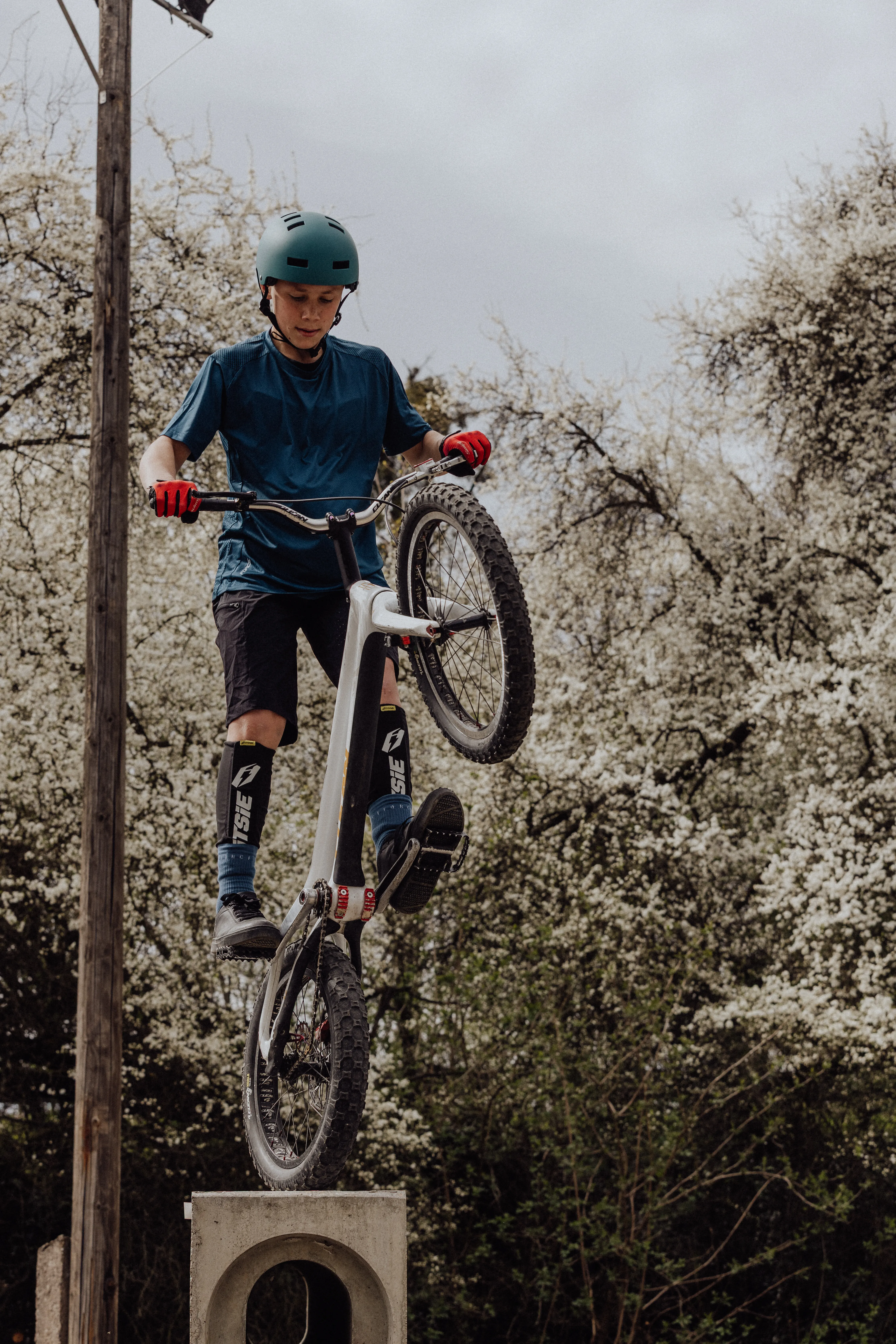 přilba FORCE RIDEZ BMX, petrolejová matná XS - S