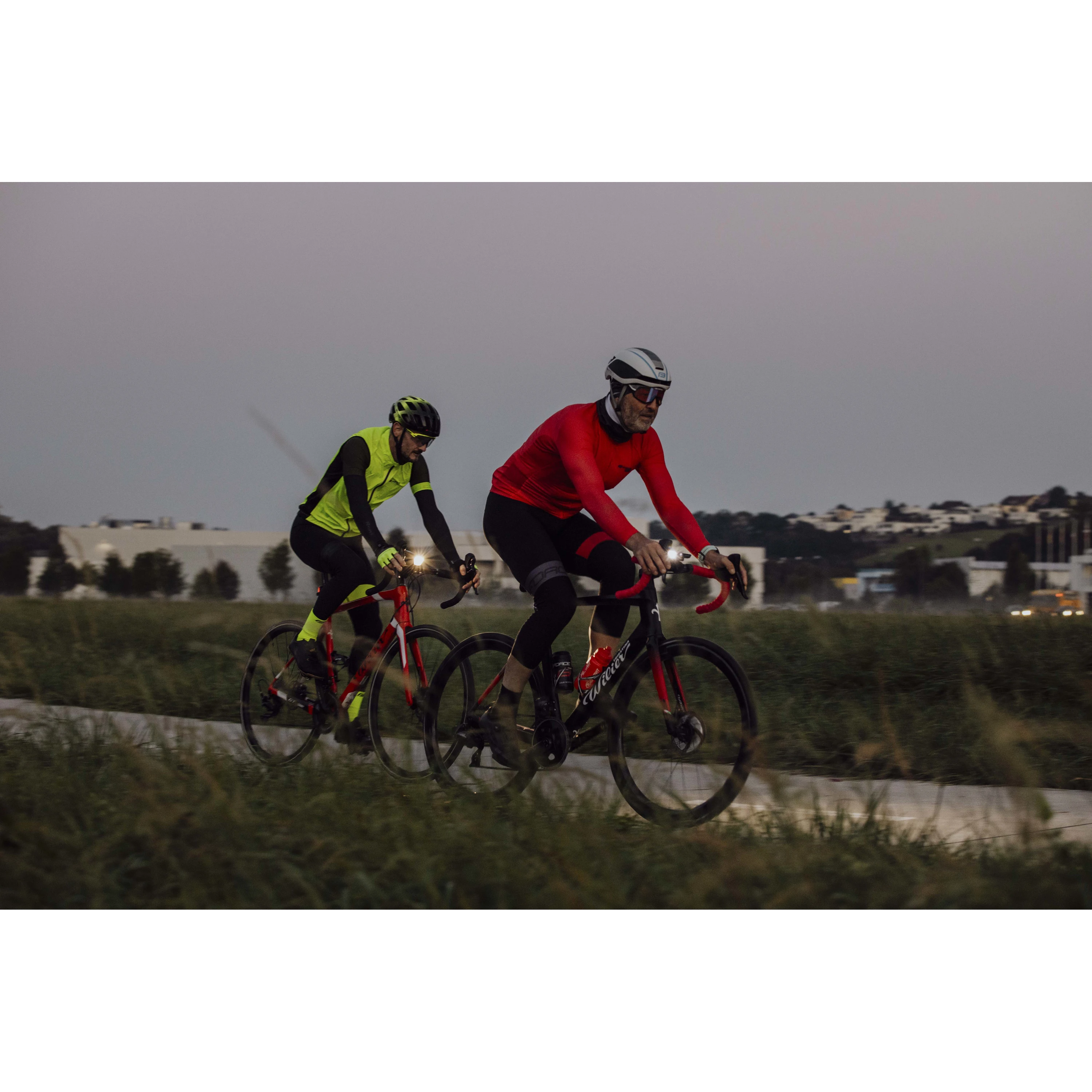 vesta FORCE VISION, plná záda, fluo XS